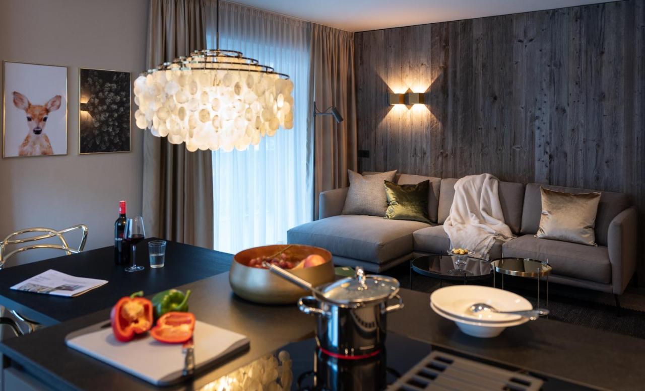 Sissi Suites | Luxury Apartments | マイヤーホーフェン エクステリア 写真