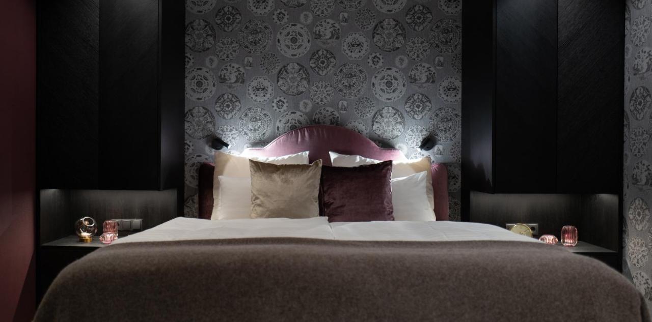 Sissi Suites | Luxury Apartments | マイヤーホーフェン エクステリア 写真